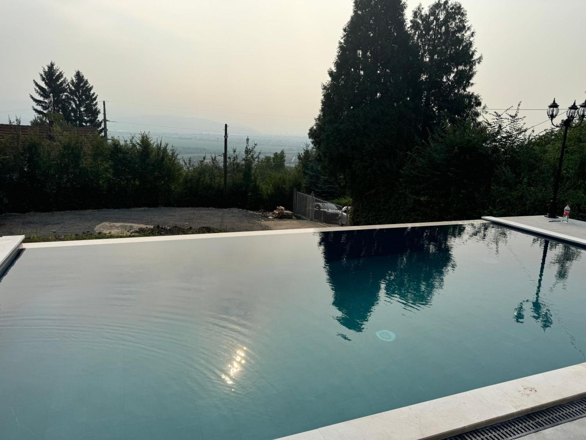 Villa Ajlin Luxury Oasis Heaven *