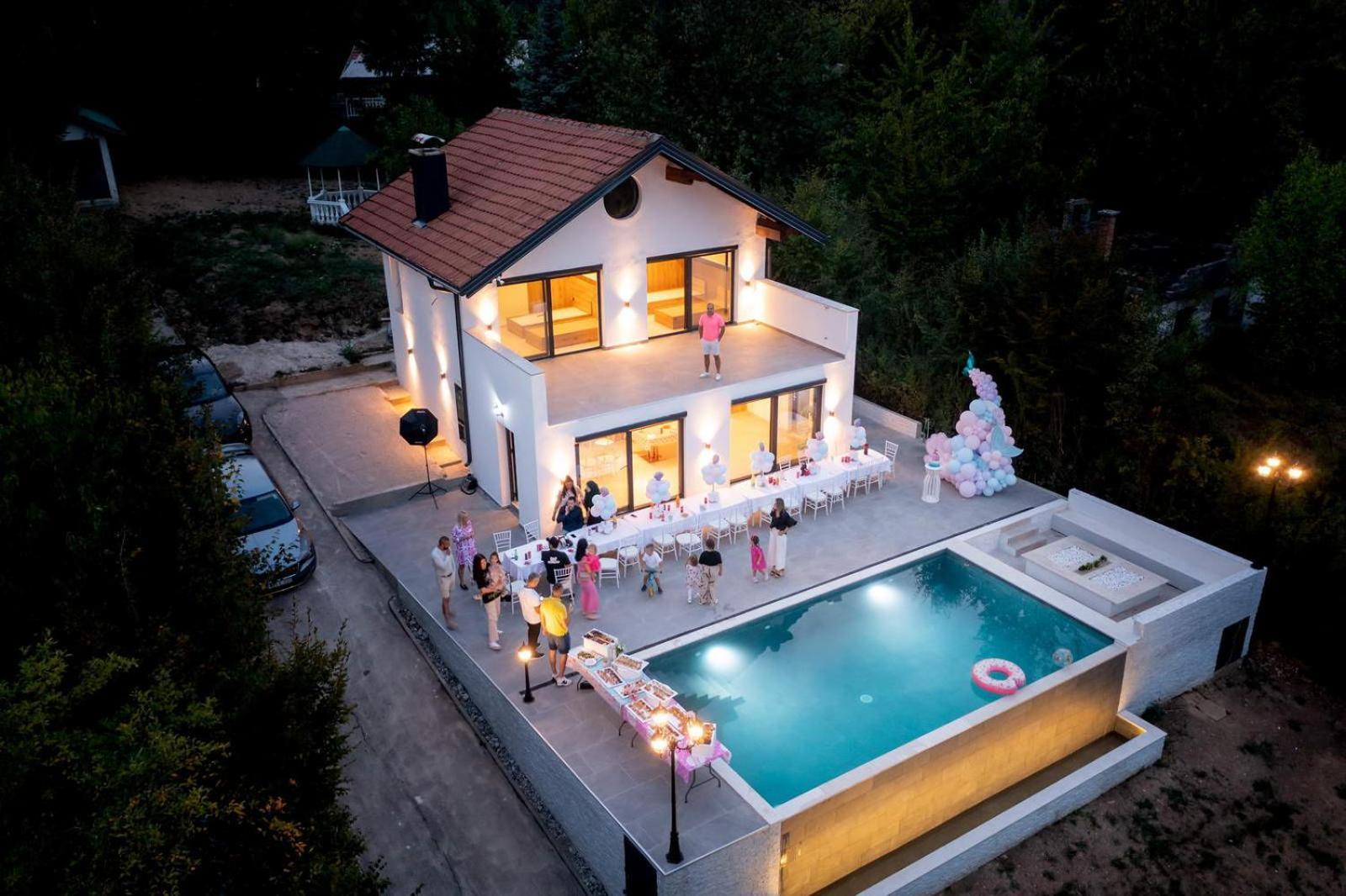Ajlin Luxury Oasis Heaven Villa Sarajevo